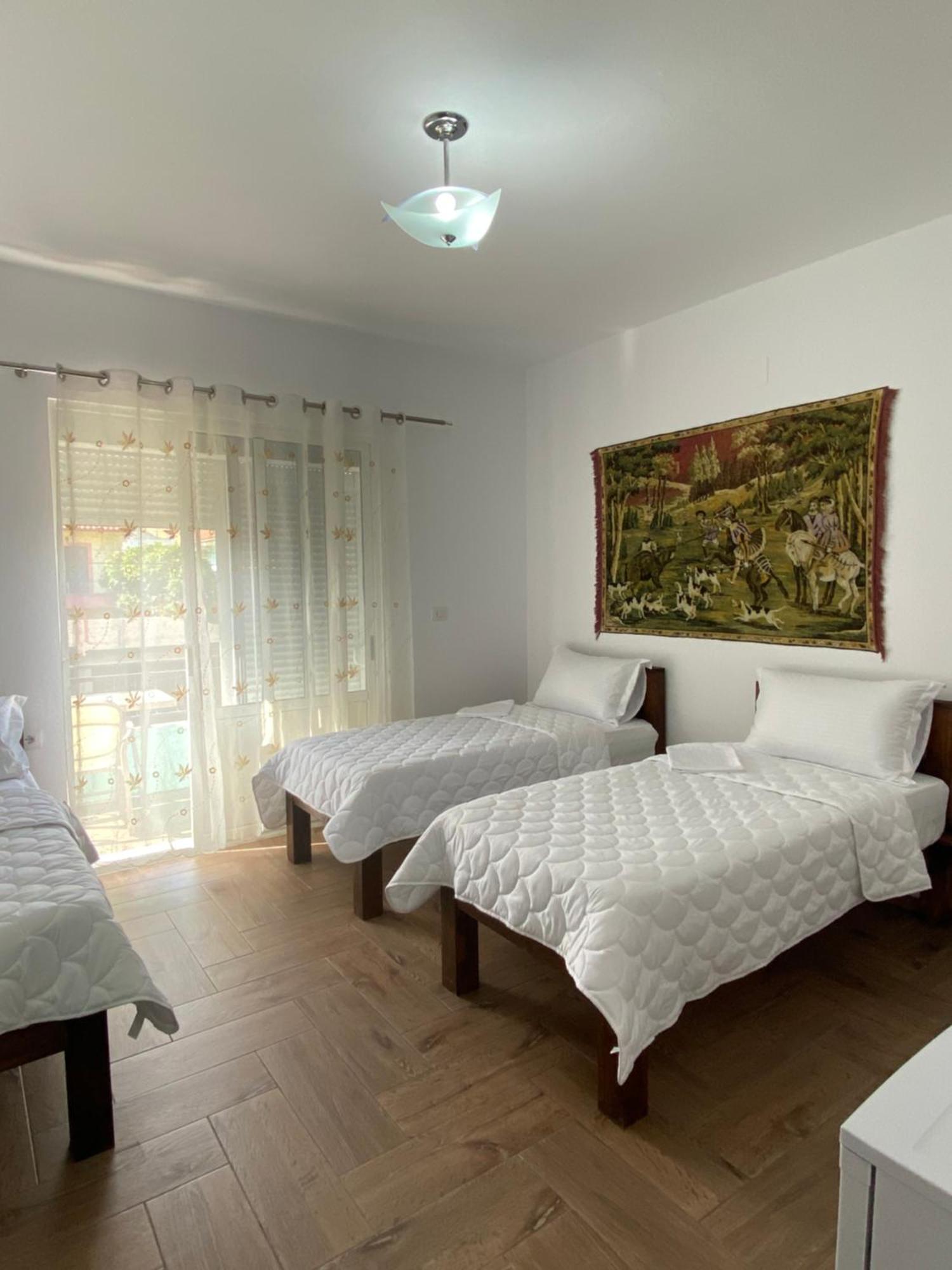 Vila Nea Berat Exterior photo